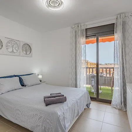 Mar El Mocan Beautiful Renovated Penthouse *